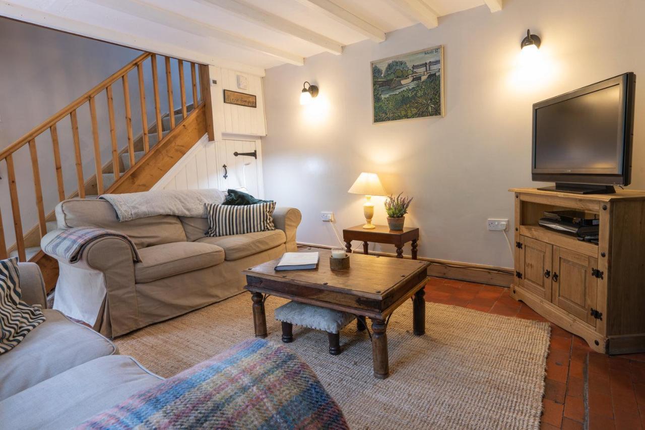 Bankside Cottage Alstonfield ภายนอก รูปภาพ